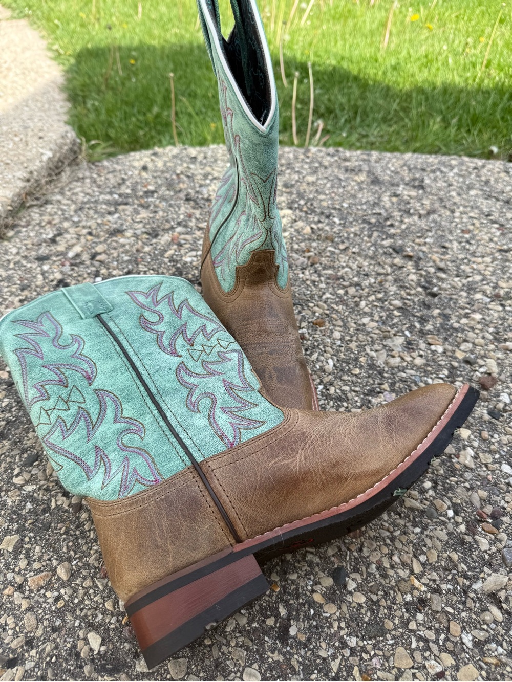 Laredo Brown Leather & Mint Embroidered Western Boots